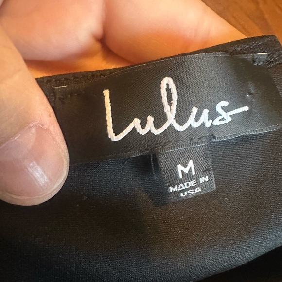 Lulu’s black dress size medium sleeveless little black dress EUC - Picture 5 of 5